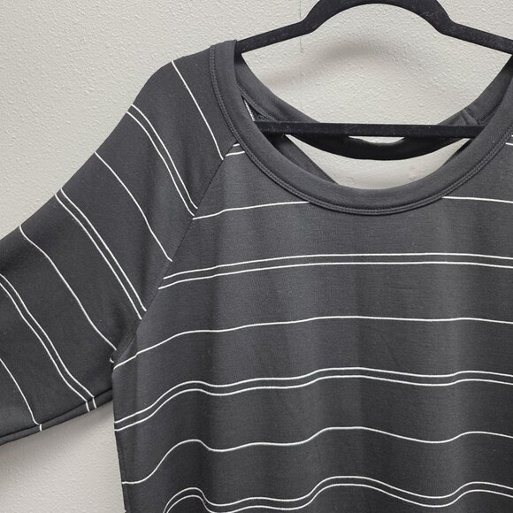 Maurices Shirt Womens 1 Black White Stripe Criss Cross Back 3/4 Sleeve Tunic - Picture 2 of 10
